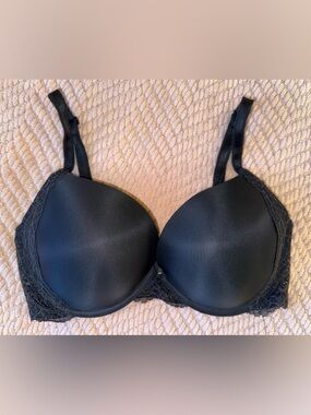 Victoria’s Secret Dream Angels Push Up Bra Black Lace 34DD